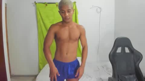 Ethan  online show from May 19, 1:56 am