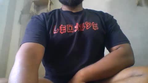 crazzy_booy online show from June 10, 3:52 am