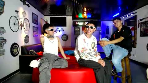 crismens online show from May 16, 8:29 pm