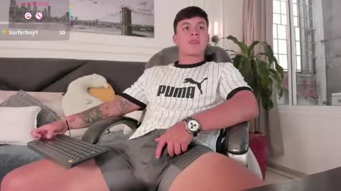 Cristopher online show from May 9, 2:18 pm