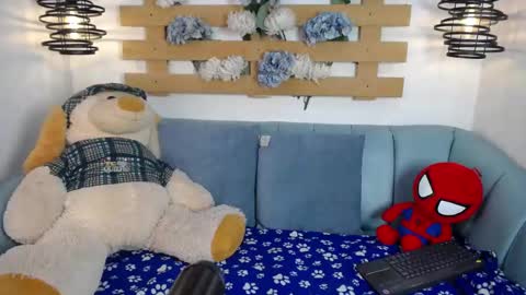 Cristopher  online show from May 17, 8:05 pm