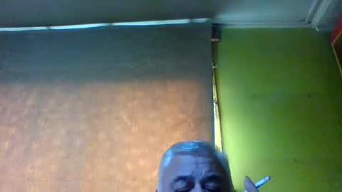 crmperez online show from August 4, 6:56 pm