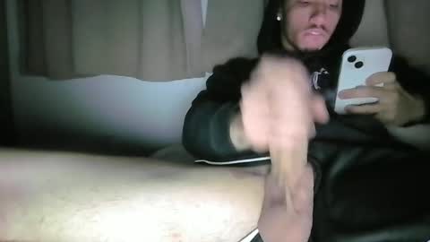 cruzpg_ online show from May 30, 6:02 am