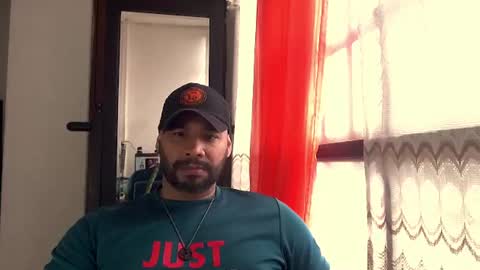 bebe online show from July 28, 8:01 pm