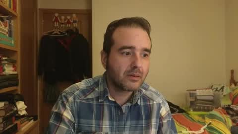 curiosillo1983 online show from May 18, 2:12 pm