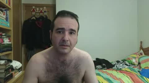 curiosillo1983 online show from May 1, 9:34 am