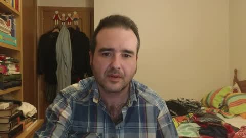 curiosillo1983 online show from May 4, 3:36 pm