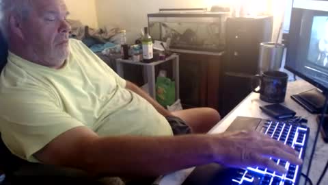 curious1001 online show from August 1, 11:31 am