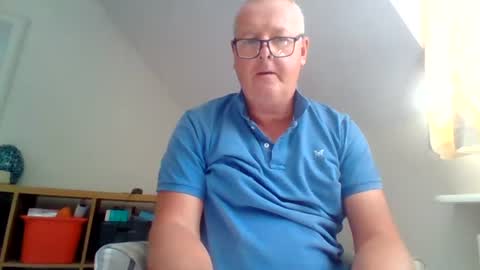 curiousax77 online show from July 15, 12:12 pm