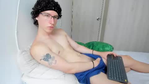 Noah online show from July 23, 3:42 pm
