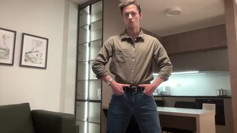 cute_skywalker online show from July 24, 10:17 pm