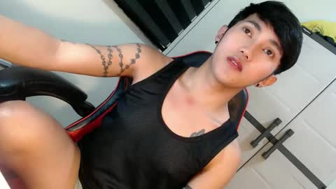 Steph online show from May 1, 6:43 pm