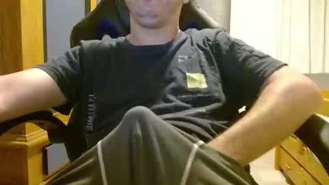 Cuteboy090 online show from May 28, 8:40 pm