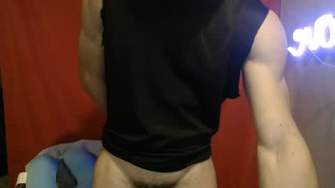cutie_hunk69 online show from August 6, 7:03 am