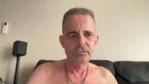 cwaddle online show from July 16, 6:04 pm