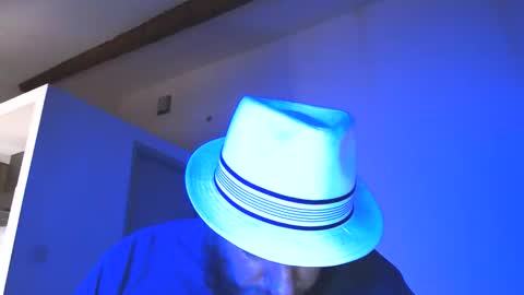 Cyrilhot88 online show from May 9, 8:37 am