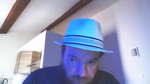 Cyrilhot88 online show from May 2, 9:01 am