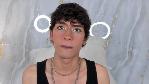 Darked online show from May 13, 10:29 pm