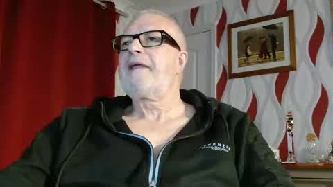 Brian ... online show from May 18, 8:02 pm