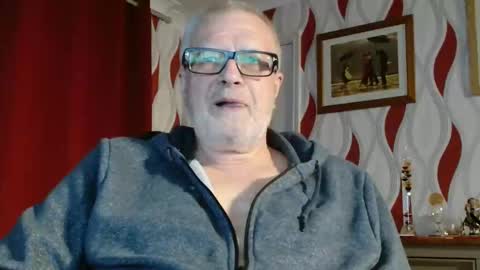 Brian ... online show from April 30, 8:05 pm