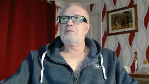 Brian ... online show from May 13, 7:55 pm