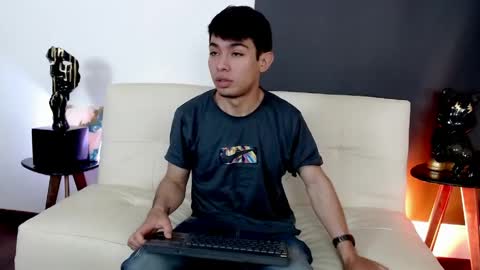 juancho online show from May 30, 11:43 am