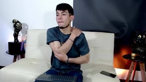 juancho online show from May 19, 11:16 am