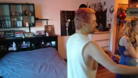 daddy_werewolf online show from May 19, 2:18 am