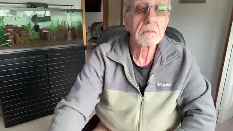 daddyweis online show from April 25, 2:58 pm
