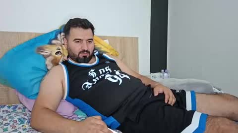 daddyy000018 online show from July 26, 7:44 pm