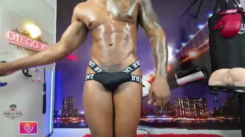 DiegoXXL online show from May 13, 2:25 pm