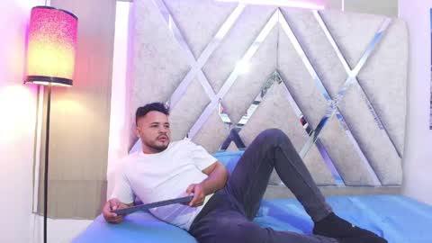 DAMIAN LUX online show from May 24, 12:33 pm