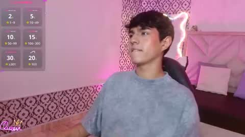 damian_tay1 online show from July 8, 11:47 am