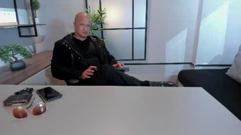 Damian  online show from July 14, 11:38 am