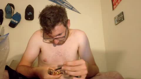 Damian online show from June 18, 1:51 am