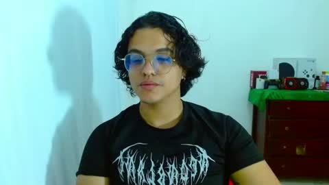 Diane or Dante D online show from July 6, 11:38 pm