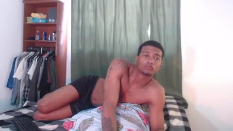 dani_brown19 online show from April 26, 6:16 pm