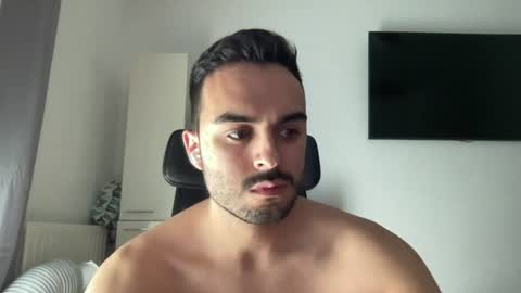 daniel_3827 online show from June 29, 1:00 pm