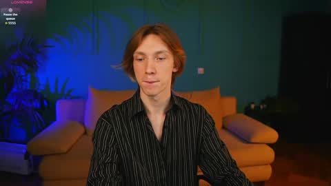 daniel__schmidt online show from May 2, 5:54 am