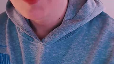 daniel_ruis16 online show from May 25, 8:37 pm