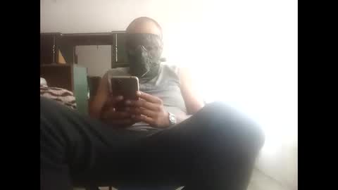 danielcervantes061193 online show from May 18, 5:39 pm