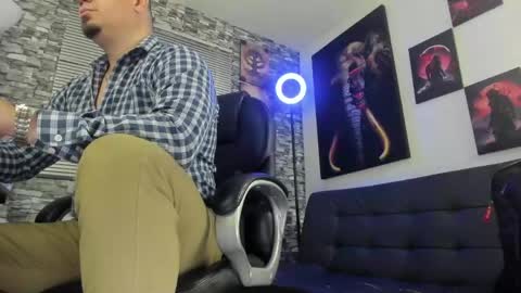 dante_bellini online show from May 7, 2:50 pm