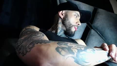 dante_d_angelo_ online show from April 30, 7:37 am