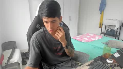 X Dante7373574 online show from May 21, 10:25 pm