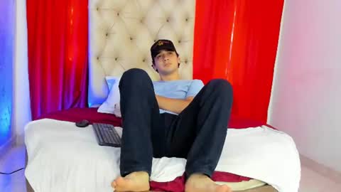 DANTE DARK online show from July 21, 7:38 pm