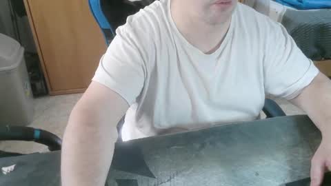 danysanchez1981 online show from May 5, 9:33 am