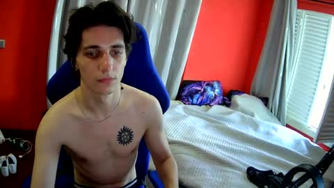 danywhiteyb online show from July 1, 4:08 pm