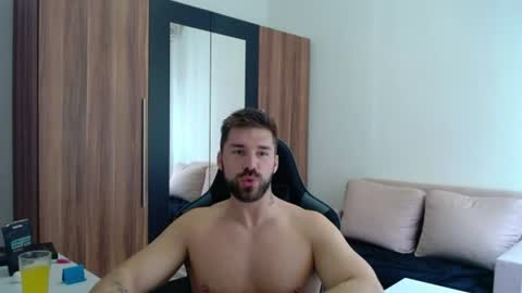 darius_94 online show from July 20, 8:53 am
