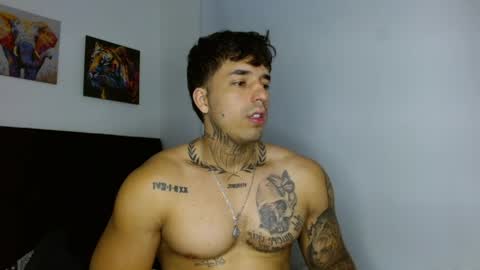 Darius Phoenix  online show from May 18, 5:39 pm