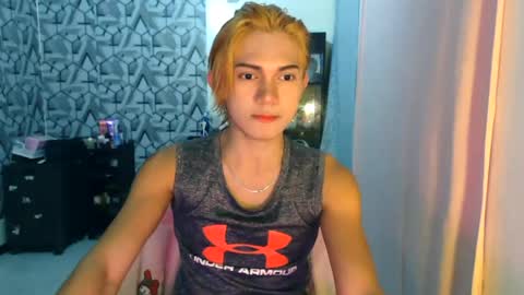 dark_lustxox online show from August 4, 3:49 pm